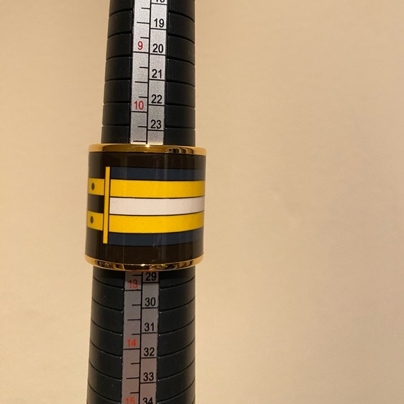 Hermes 2014 Plated Gold/Black/Yellow Enamel ROCABAR Scarf Ring wz dust bag - Picture 7 of 7